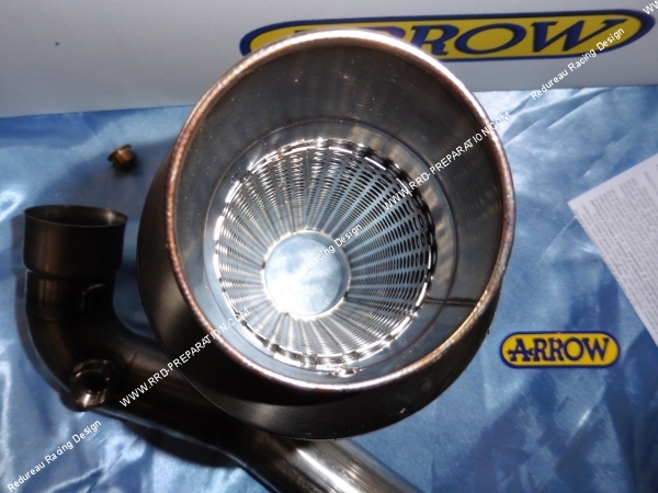 Photo de l’intérieur du silencieux ARROW GP pour moto HONDA  CBR 1000 RR de 2008 a 2013