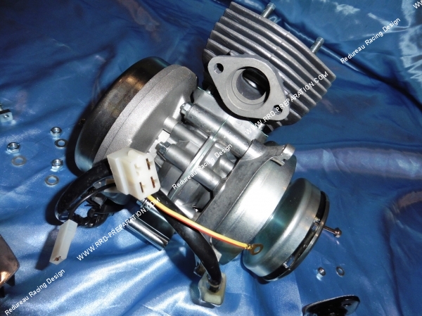 Photo du moteur démonté P2R type origine pour Peugeot 103 sp, mv, mvl, lm, vogue