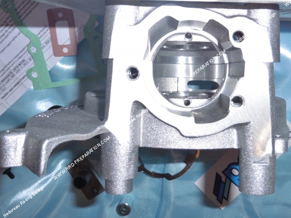 Photo de l’intérieur du carter moteur POLINI complets pour PIAGGIO ciao cône d'allumage électronique