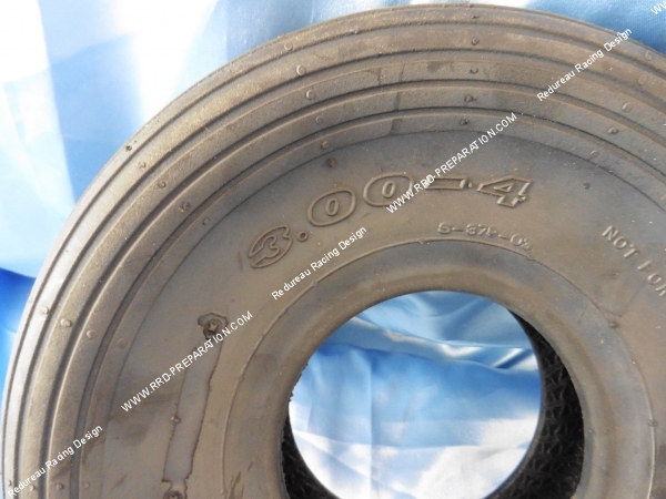 Photo du pneu pneumatique pour Pocket bike, ulm, para moteur