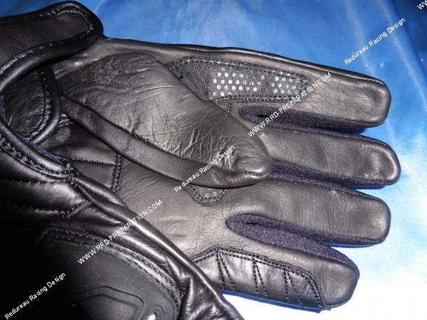 Photo de la paire de gant en cuir homologué pour moto, scooter en tailles s, m, l, xl et xxl