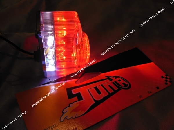 vue Feu arrière universel à leds avec éclairage de plaque TUN'R cache transparent (mécaboite, scooter, mob)