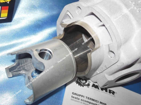vue piston entrant Cylindre  piston 70cc Ø47mm sans culasse MALOSSI MHR TEAM aluminium (axe 12mm) minarelli horizontal liquide (nitro, aerox, ...)