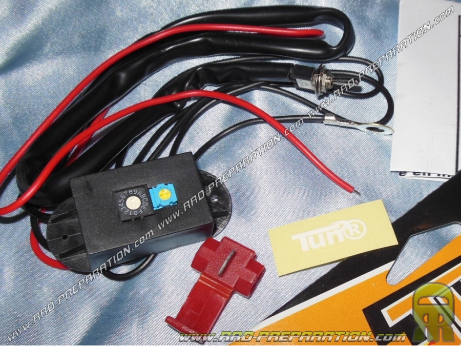 Boitier DYNATEK limiteur régime moteur Harley Davidson REF : DRL-400-HD