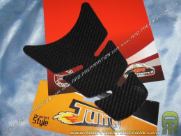 Autocollant TUN'R protection réservoir moto carbone