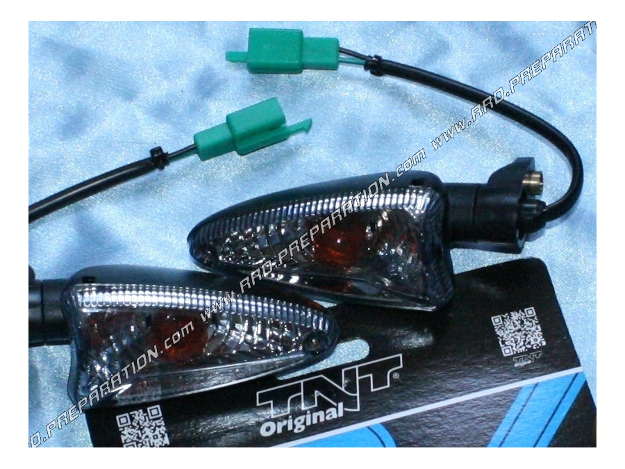 Clignotants TNT noir / transparent pour scooter Nitro, Typhoon et mécaboite DERBI, GPR, RS4...