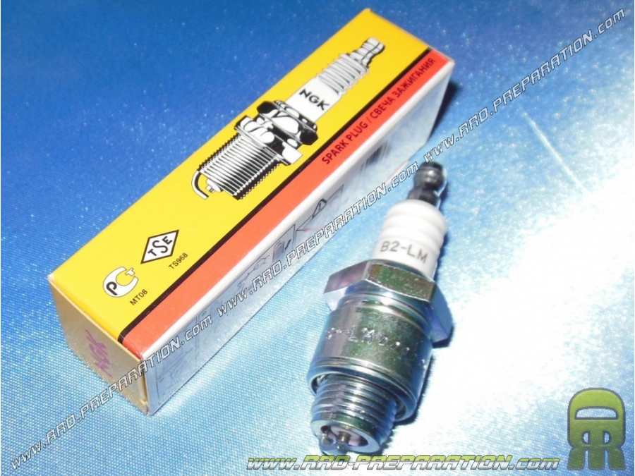 NGK B2-LM short base spark plug for Pocket bike, mowers, chainsaws... (very hot index)