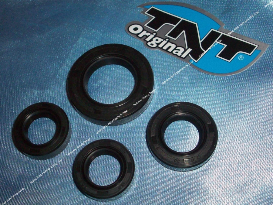 Set of 4 crankshaft and transmission TNT oil seals for Peugeot fox, st 50, Honda wallaroo, Vision