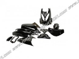 Kit 11 pièces de carénage P2R pour APRILIA SR... blanc ou noir peint aux choix