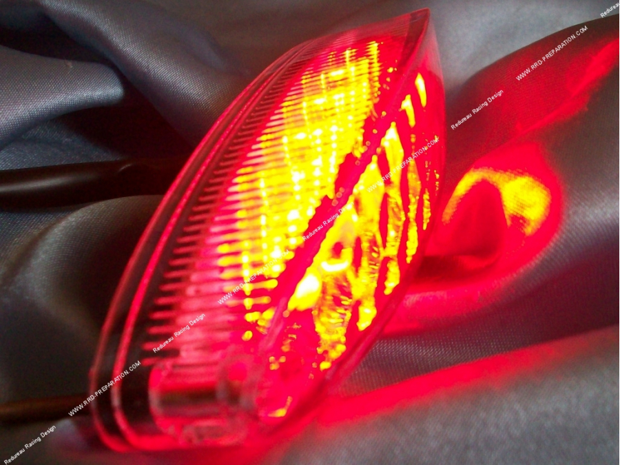 Feu arrière 15 leds SPACE TNT Tuning universel (mécaboite,scooter,mob) couleur aux choix