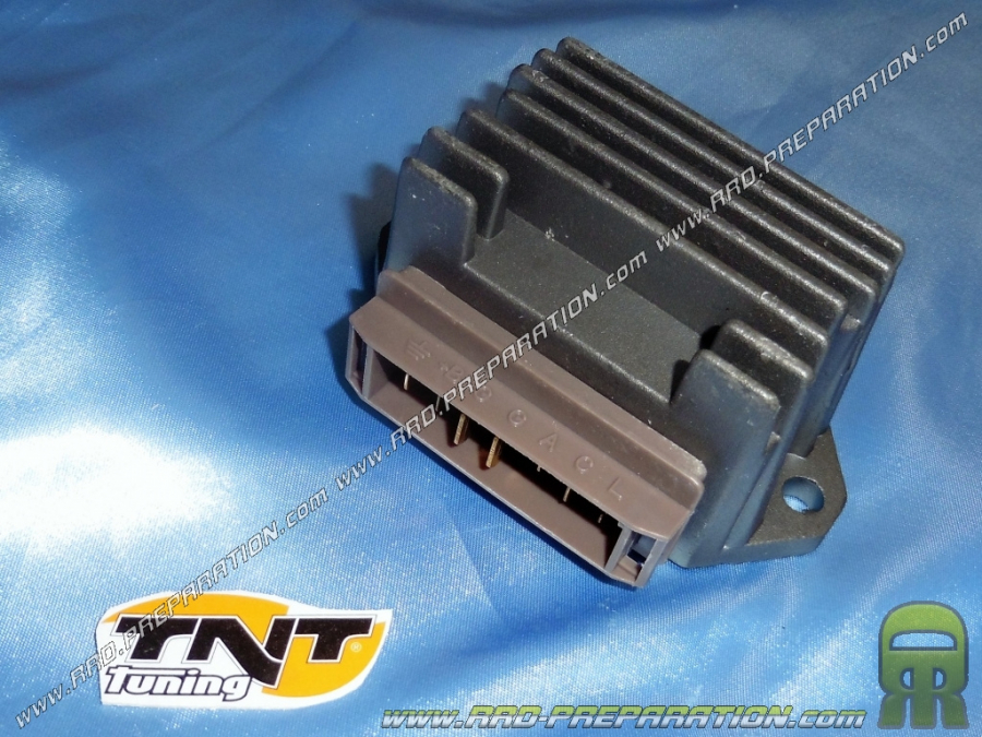 Voltage regulator for maxi scooter PIAGGIO HEXAGON, SKIPPER, GILERA RUNNER, TYPHOON ... 125, 150, 180cc 2T