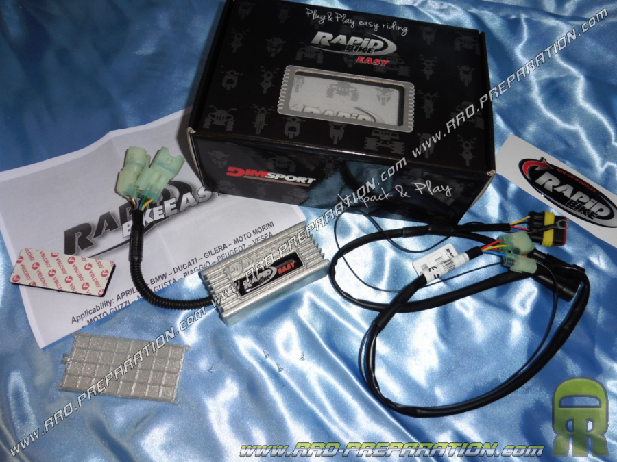 Kit boîtier de reprogrammation + câble pour PIAGGIO X7, X8, XEVO