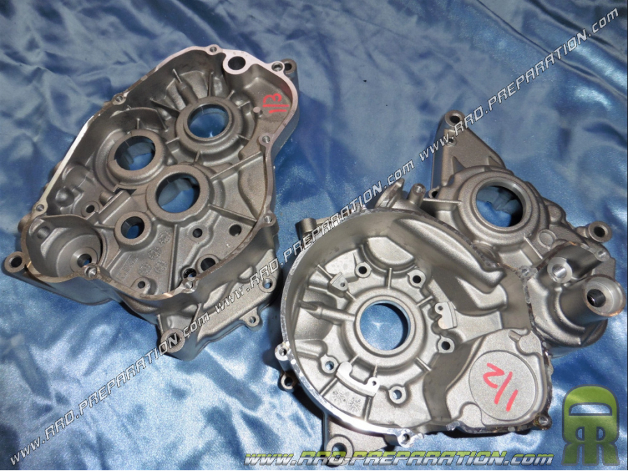 YAMAHA original right and left engine casings for MINARELLI AM6