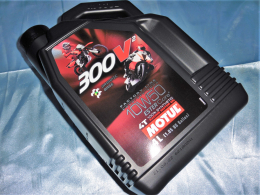 Huile moteur 100% synthèse 10W50 MOTUL 300V Road Racing 4 temps 1 ou 4 Litres au choix