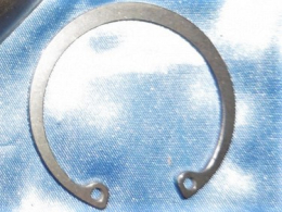 Retaining clips for DB...