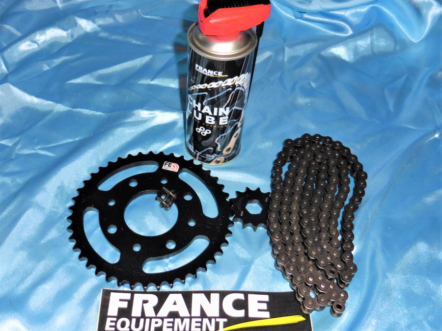 Kit chaine FRANCE EQUIPEMENT renforcé pour moto HYOSUNG GV AQUILA, XRX, GA CRUISE, RX... 125cc