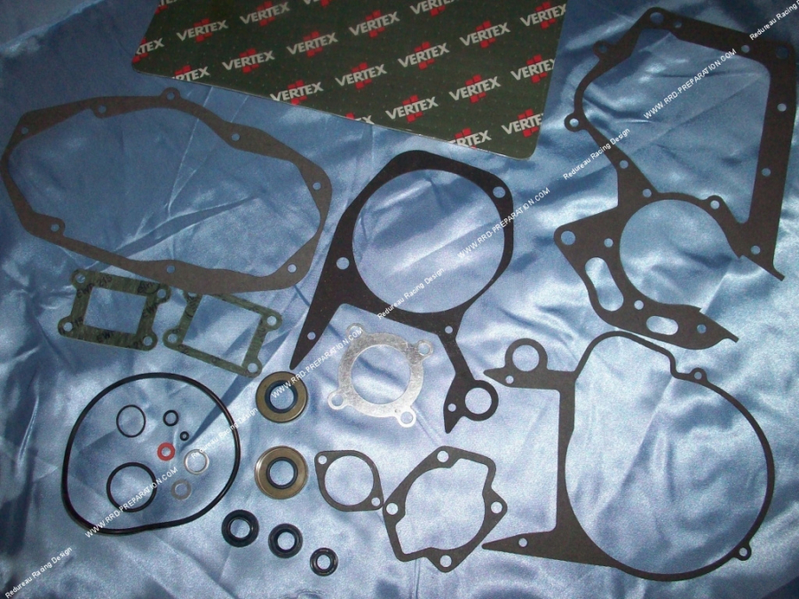 VERTEX / ITALKIT complete engine gaskets for MINARELLI RV3, RV4, RV5 and RV6 Liquid, APRILIA AF1, TUAREG, RED ROSE 50 advance en