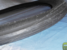 Neumático HUTCHINSON 1 3/4x19 pulgadas con costilla negra para Solex