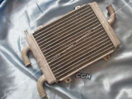 Radiateur de refroidissement alu CGN 23,5cm X 15,5cm pour PEUGEOT SPEEDFIGHT, proto, scooter, mob, mécaboite...