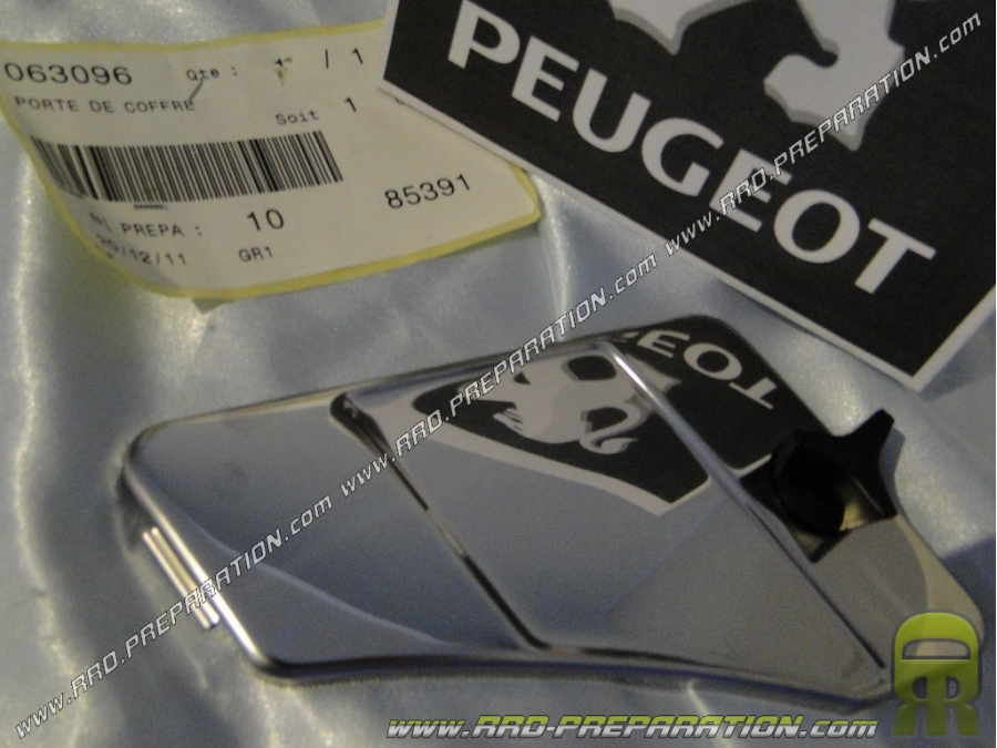 Left tool box door with chrome screws for PEUGEOT 103 SP...