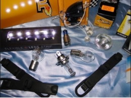 Accessories of fires, bulbs, ... for daytime motorcycle TRIUMPH DAYTONA, STREET TRIPLE, TIGER, ...