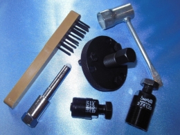 Tools for lighting (setting rod, piston, block tear off, ...) for motor bike 125cc 2 times