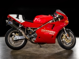 Moto DUCATI 888..