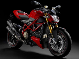 Moto DUCATI STREETFIGHTER 848, ...