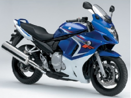 Moto SUZUKI GSX 650 F, GSF 650 BANDIT, SVF 650 GLADIUS...