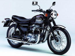 Moto KAWASAKI W650 ...