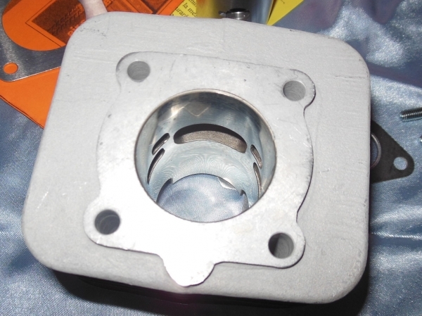 échappement boosters Kit 50cc Ø40mm sans culasse AIRSAL T6 aluminium pour PIAGGIO air (Typhoon, Zip...)