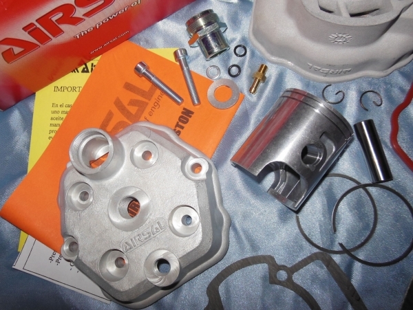 culasse piston Kit 70cc Ø47,6mm AIRSAL Luxe bi-segment aluminium pour PIAGGIO liquide (NRG, RUNNER...)