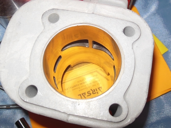 interieur Kit 70cc Ø47.6mm AIRSAL T6 mono-segment aluminium (axe de 10mm) minarelli horizontal air 