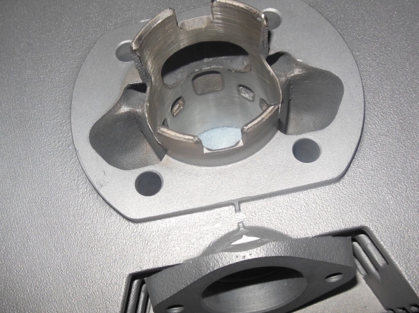 admission arrière Kit 60cc Ø42mm ATHENA RACING aluminium pour minarelli P4, P6