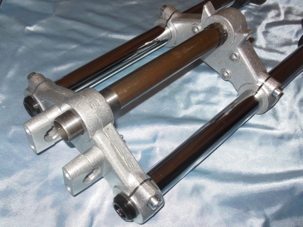 arrière tés de Fourche EBR RACING hydraulique en aluminium réglable pour PEUGEOT 103 et MBK 51