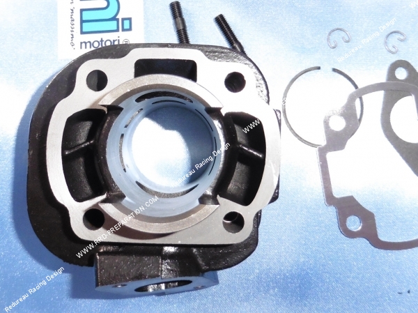 Photo de la culasse du kit polini en fonte pour moteur minarelli air ovetto, neos