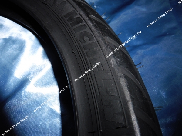 Photo du pneu michelin pour moto