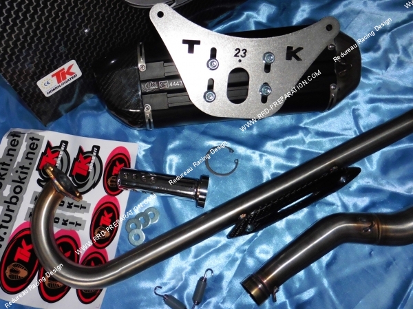 Photo de la ligne d'échappement turbokit tk en carbone pour quad kymco