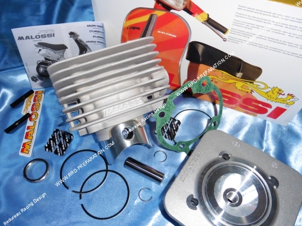 Photo du piston dans la chemise dans le cylindre malossi 175cc pour piaggio et typhoon 2 temps