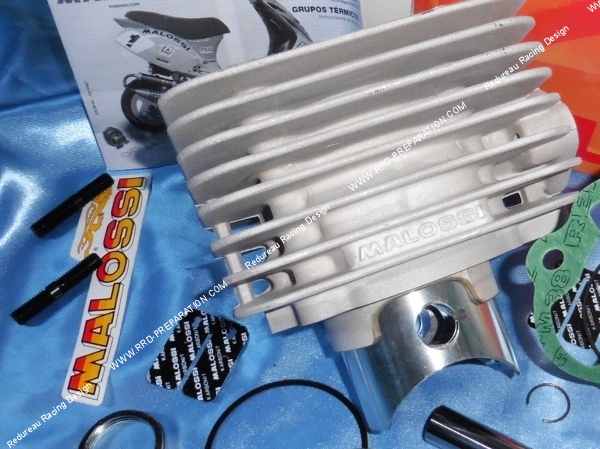 Photo du piston dans le cylindre du kit 175cc Ø65mm sans culasse MALOSSI aluminium pour APRILIA SR, GILERA TYPHOON, PIAGGIO ZIP, SKIPPER 125 et 150cc 2T