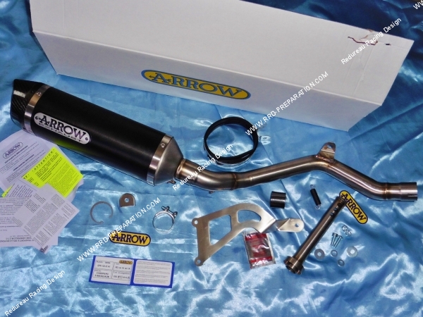 Photo de la ligne d'échappement en carbone de marque ARROW pour moto 125cc DERBI GPR