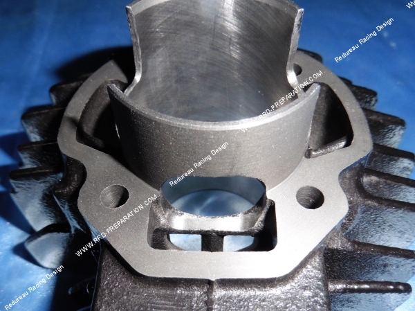 Photo de la préparation moteur sur le kit 65cc Ø45mm POLINI fonte pour YAMAHA CHAPPY