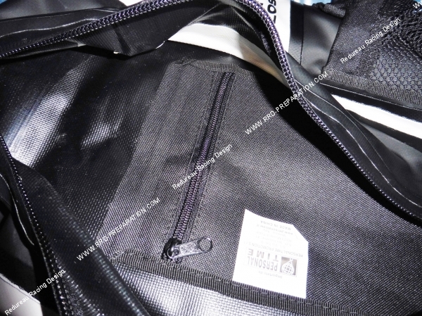 Photo du sac a dos MALOSSI noir, renforcé et waterproof, résistant a l'eau