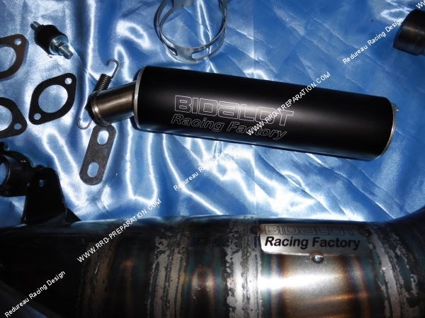 cartouche silencieux du pot d’échappement BIDALOT Racing Factory 2017 80 a 85cc passage bas pour DERBI 50cc périmétrique, SENDA, SM, X-TREM, GPR Photo de l'échappement BIDALOT Racing Factory 2017 80 a 85cc passage bas pour DERBI 50cc périmétrique, SENDA, SM, X-TREM, GPR