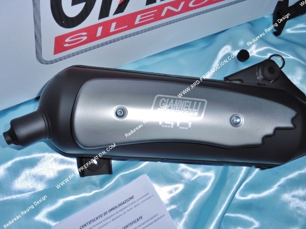 Photo du pot d'échappement GIANNELLI GO type origine pour scooter HONDA SH, SCOOPY, FIFTY, PEUGEOT SC METROPOLIS