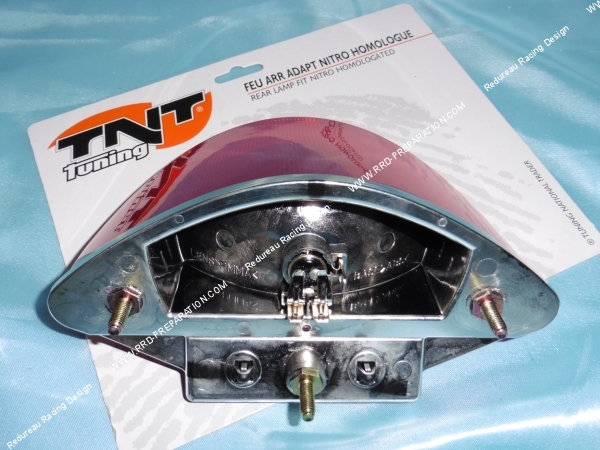 Photo du feu arrière de magnum Racing xr
