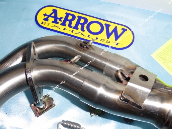 Photo de la fixation du collecteur ARROW sur moto SUZUKI DR 600 R/S de 1985 à 1990