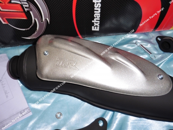 Photo du pare chaleur sur le silencieux TK TURBOKIT  pour scooter PEUGEOT SV 125cc 2T