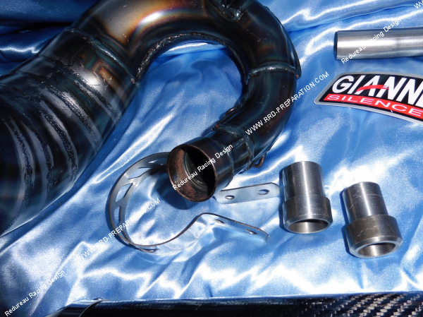 Photo du collecteur et du silencieux de pot d'échappement GIANNELLI pour Fantic Motor Casa 50/Performance 2T 2018