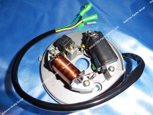 Photo du stator d'allumage sur cyclomoteur  d'origine électronique 12V pour MBK 51 / motobecane av10